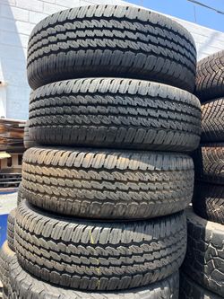 Vendo llantas usadas LT 275/70/R18 marca CONTINENTAL