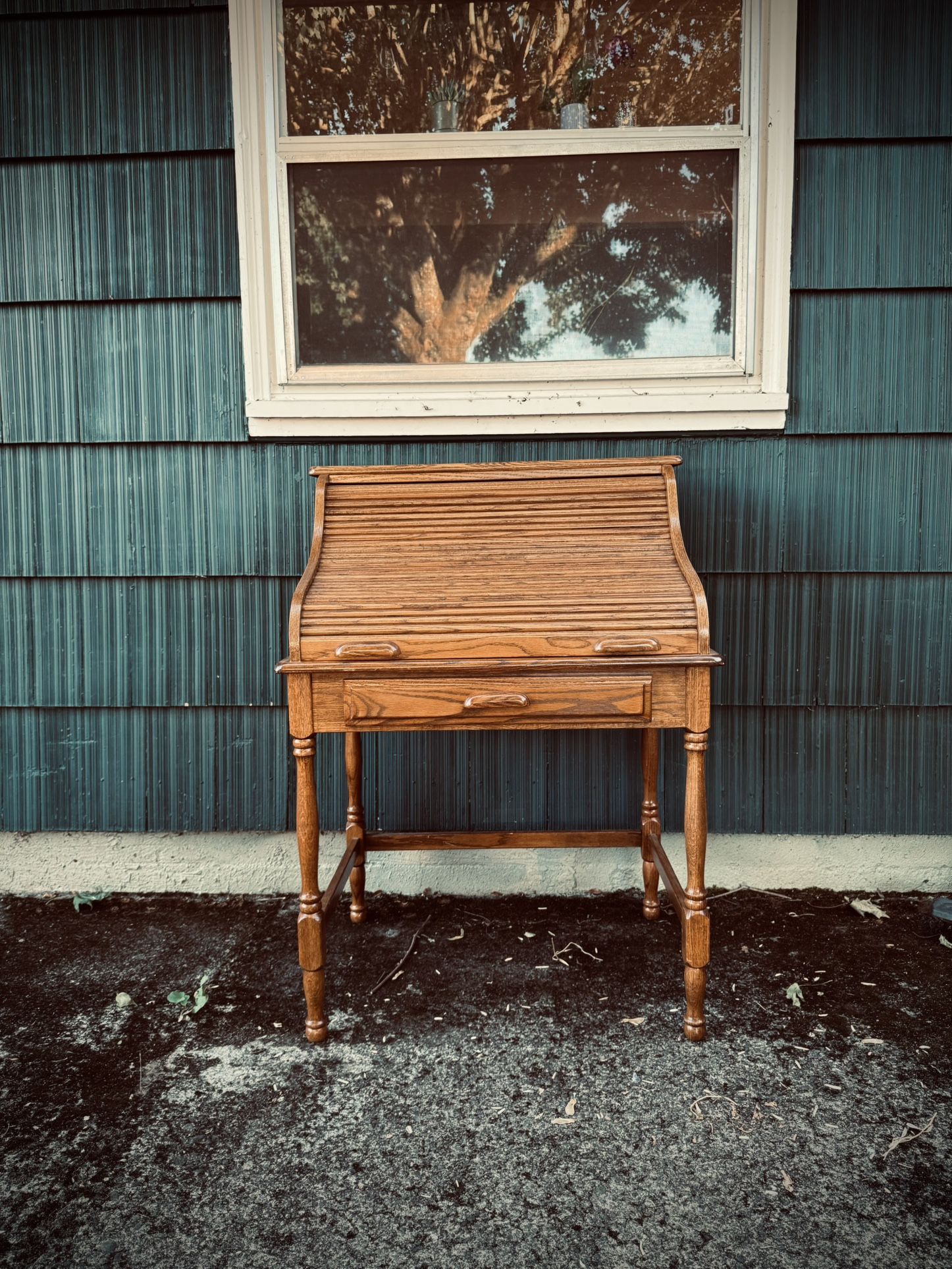 Small Roll Top Desk