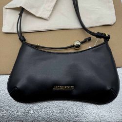 Jacquemus Le Bisou Perle Leather Shoulder Bass
