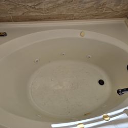 Jacuzzi Tub