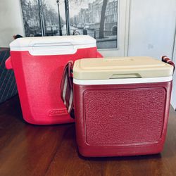 Coleman 16 Qt 22 cans Cooler and Igloo Tag along 10 Qt Cooler SET - Wheels, Telescopic Handle, Strap