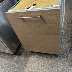 Gaggenau Fully Integrated Panel Ready Dishwasher 3 Racks 