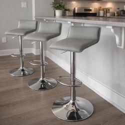 Set of 3 modern adjustable bar stools – excellent condition