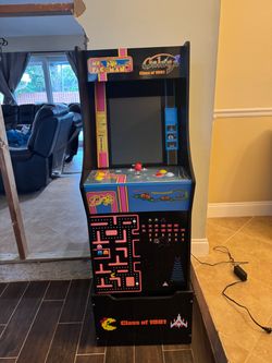 Ms. Pac-Man/Galaga arcade game