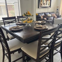 Dining Table And Chair 