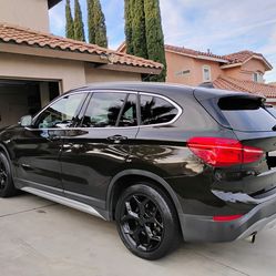2017 bmw x1 runs great clean title