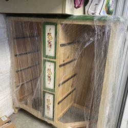 Chest Bureau 