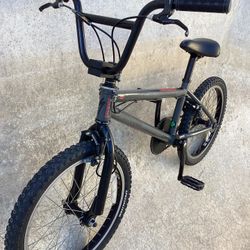 SPECIALIZED UEGNS BMX BIKE