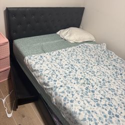 Full Size Bed With Matress