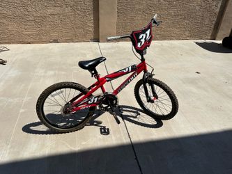 Red Wipeout 31 Bike