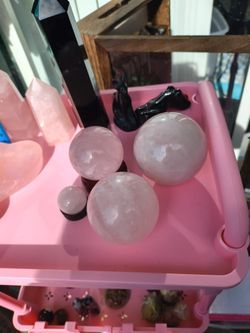 Clearly stated white crystal