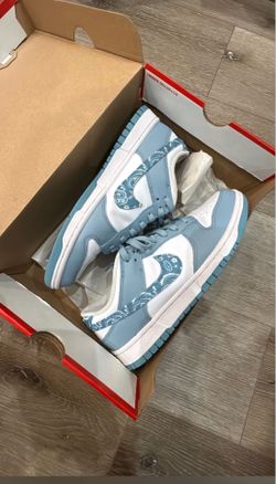 Nike Dunk Pasley Size 9.5