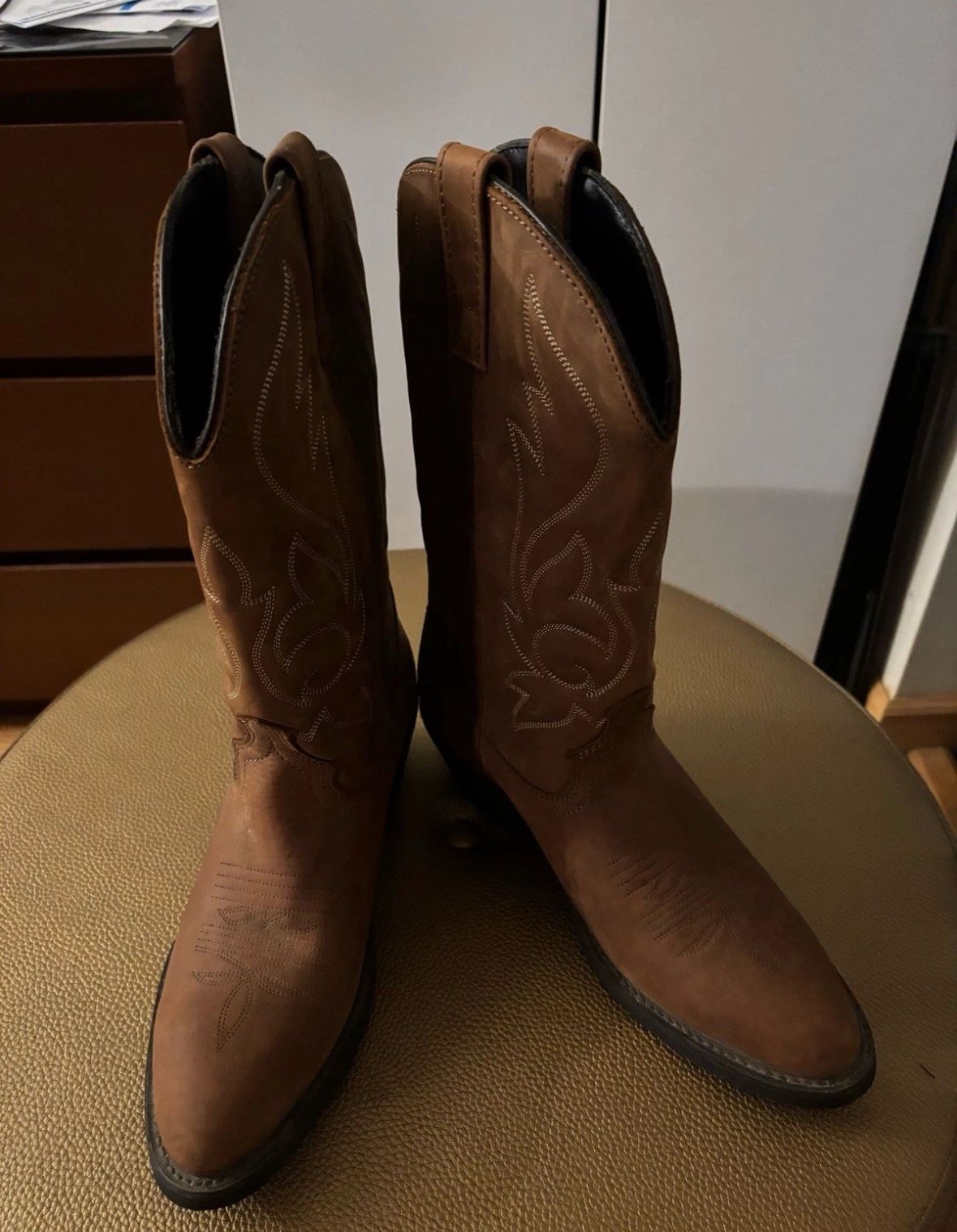 boots men cowboy 9.5