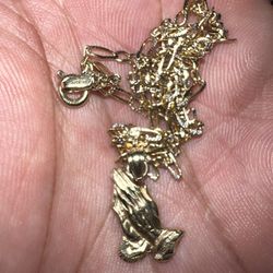 10k Gold Children’s Necklace And Pendant 