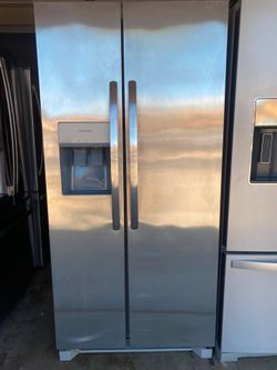 Refrigerator 33