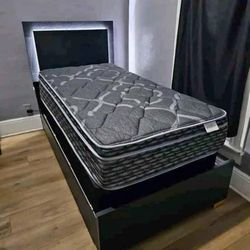 Twin bed for sale. Ask for price. 