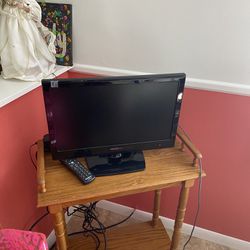 Small tv And table 