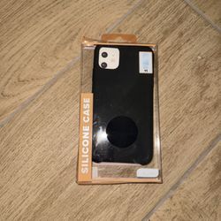 iPhone 11 Cases & Screen Protectors 
