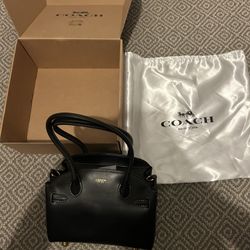 Empire Carryall Bag 26 Coach 