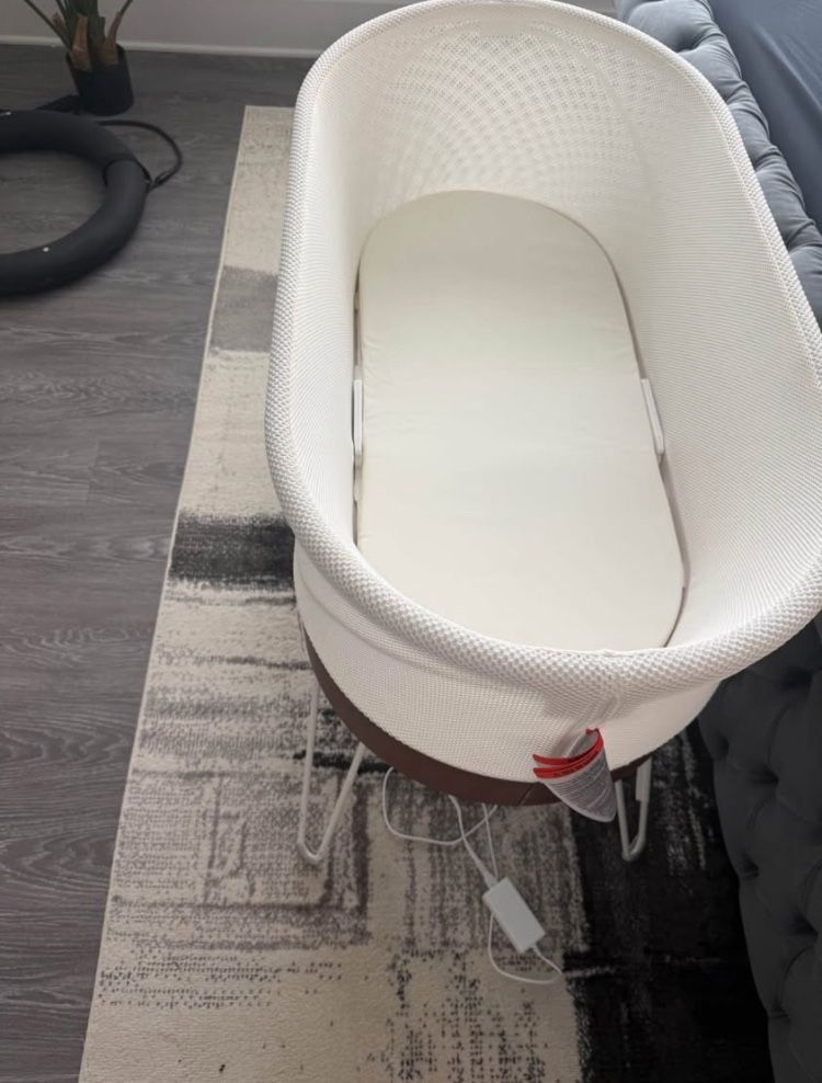 Snoo Smart Sleeper Baby Bassinet