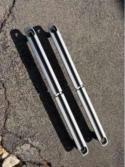 Rivian R1T / R1S OEM Crossbars