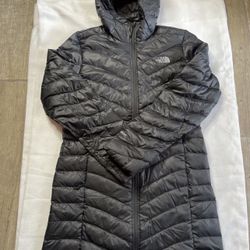 The North Face Women Long Jacket Size: Large Color: Black