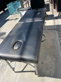 Massage table black