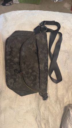 lululemon cross body