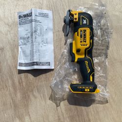 Dewalt Multi Tool. DCS356