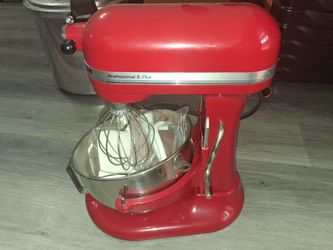 KitchenAid Professional 5 Plus Stand Mixer Red