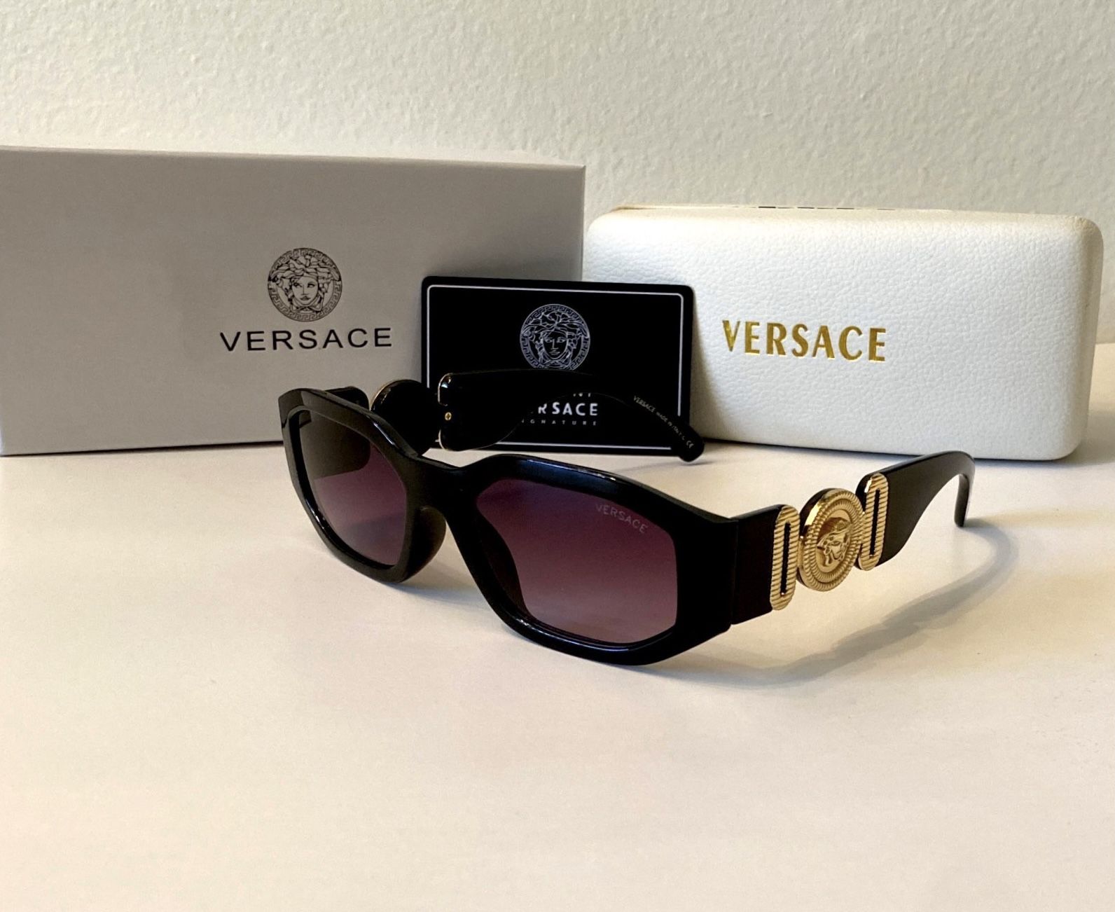 New Versace Medusa Sunglasses 🕶