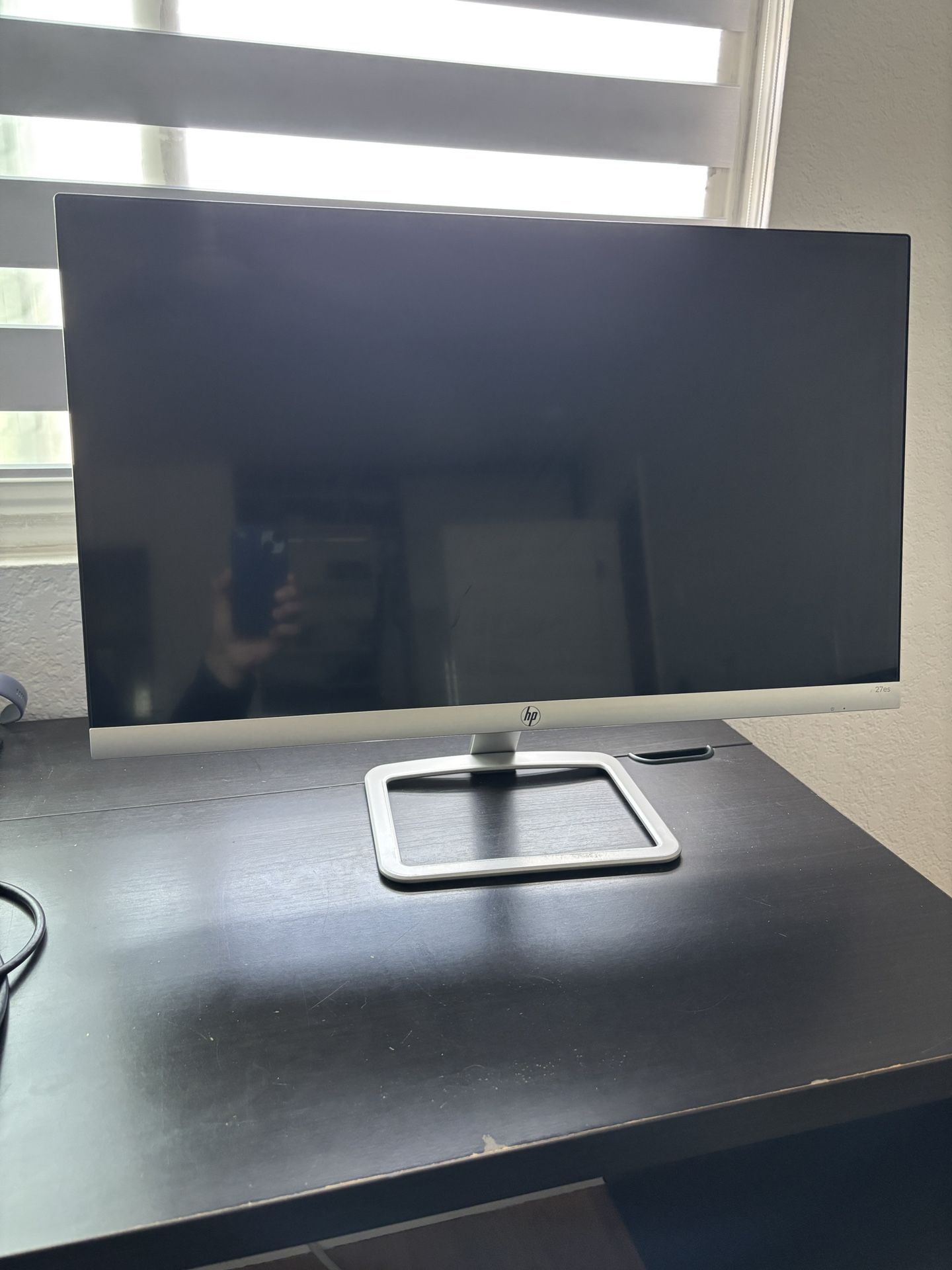 HP Monitor 27es 27-Inch Display