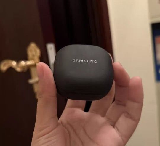 Samsung Galaxy Buds2 Pro Bluetooth Earbuds