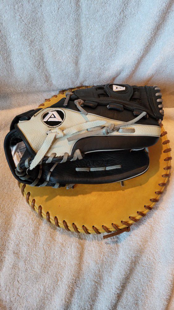 Fastpitch Softball Glove 