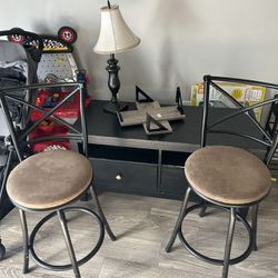 Moving things out and everything must go! All items are in good condition and ready for a new home.  Available Items: 	•	1 Entertainment Center / TV S