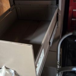 Filing Cabinet 