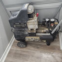 Husky 8 Gallon Portable Air Compressor