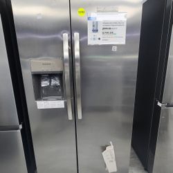 NEW SIDE BY SIDE FRIGIDAIRE REFRIGERATOR WITH 1 YEAR WARRANTY/1 AÑO DE GARANTIA POR ESCRITO 