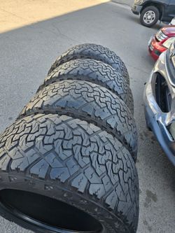 4 used tires Lt33x12.50r20 Venom Power Terra Hunter RX $280.00 all 4