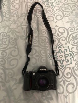 Nikon n 80 film camera
