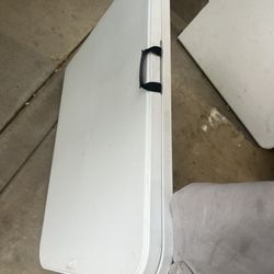 6’ Portable Folding Table