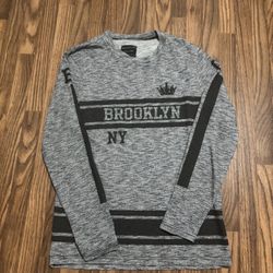 Brooklyn Calling * Men’s Pullover Long Sleeve *Medium