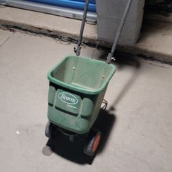 Salt, Seeds , Fertilizer Etc Dispenser