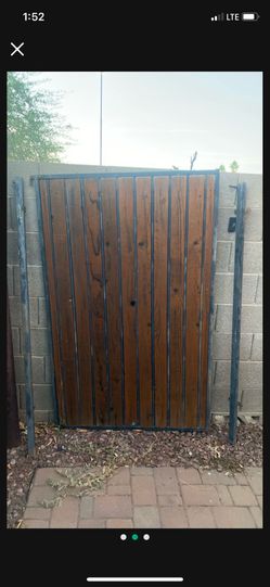 Side Metal Gate