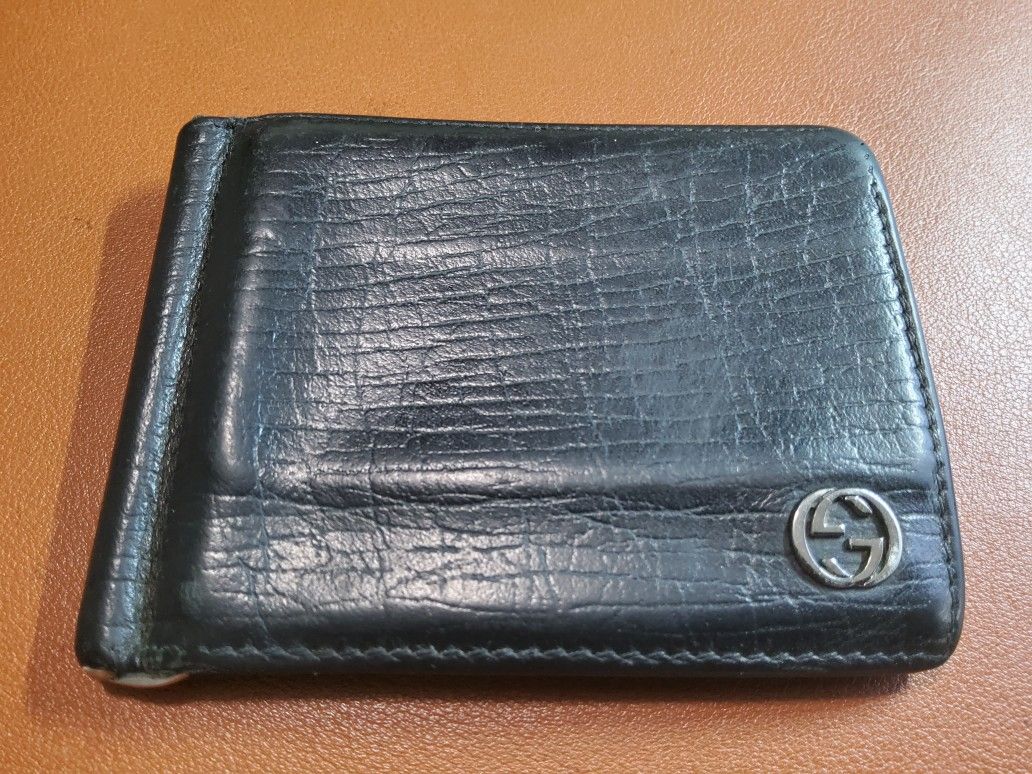 GUCCI Bifold Wallet w/ Money Clip