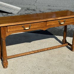Beautiful Oak Sofa / Entryway Table by Thomasville - VG Cond. - Marietta, Pa Pick Up