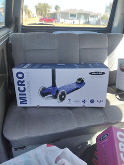 Micro Maxi Original LED SCOOTER