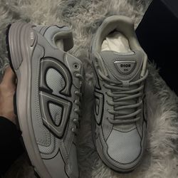 Grey Dior B30 Countdown - Size 42 EU / 9 US