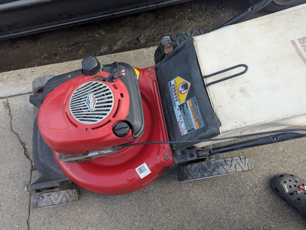 Craftsman Push Mower Perfectly Working Condition Tested Before