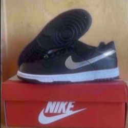Nike Dunk Low GS Black/Chrome-Iron Grey-White Size 7y/8.5w Brand New
